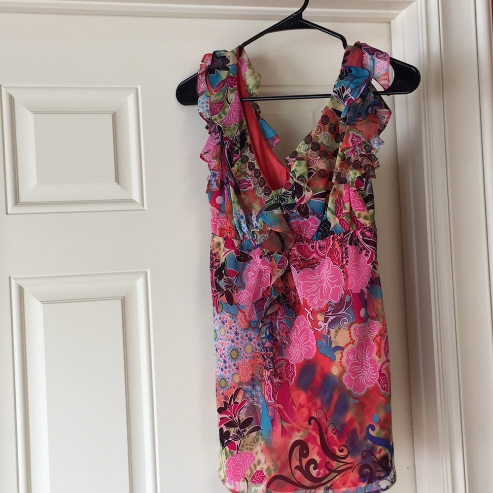 Womens sleeveless blouse